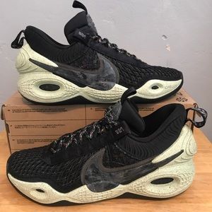 Nike Cosmic Unity 'Green Glow' Size 9